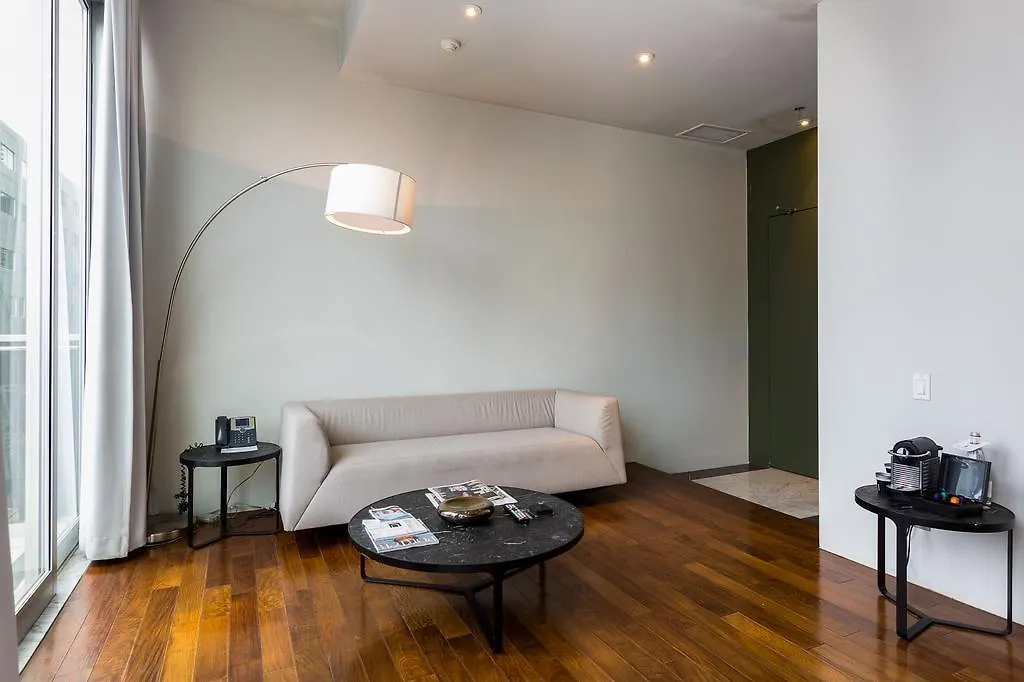 ***  Templar Hotel Торонто Канада