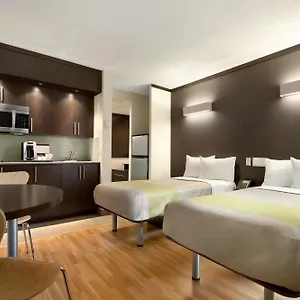6 Downtown Aparthotel
